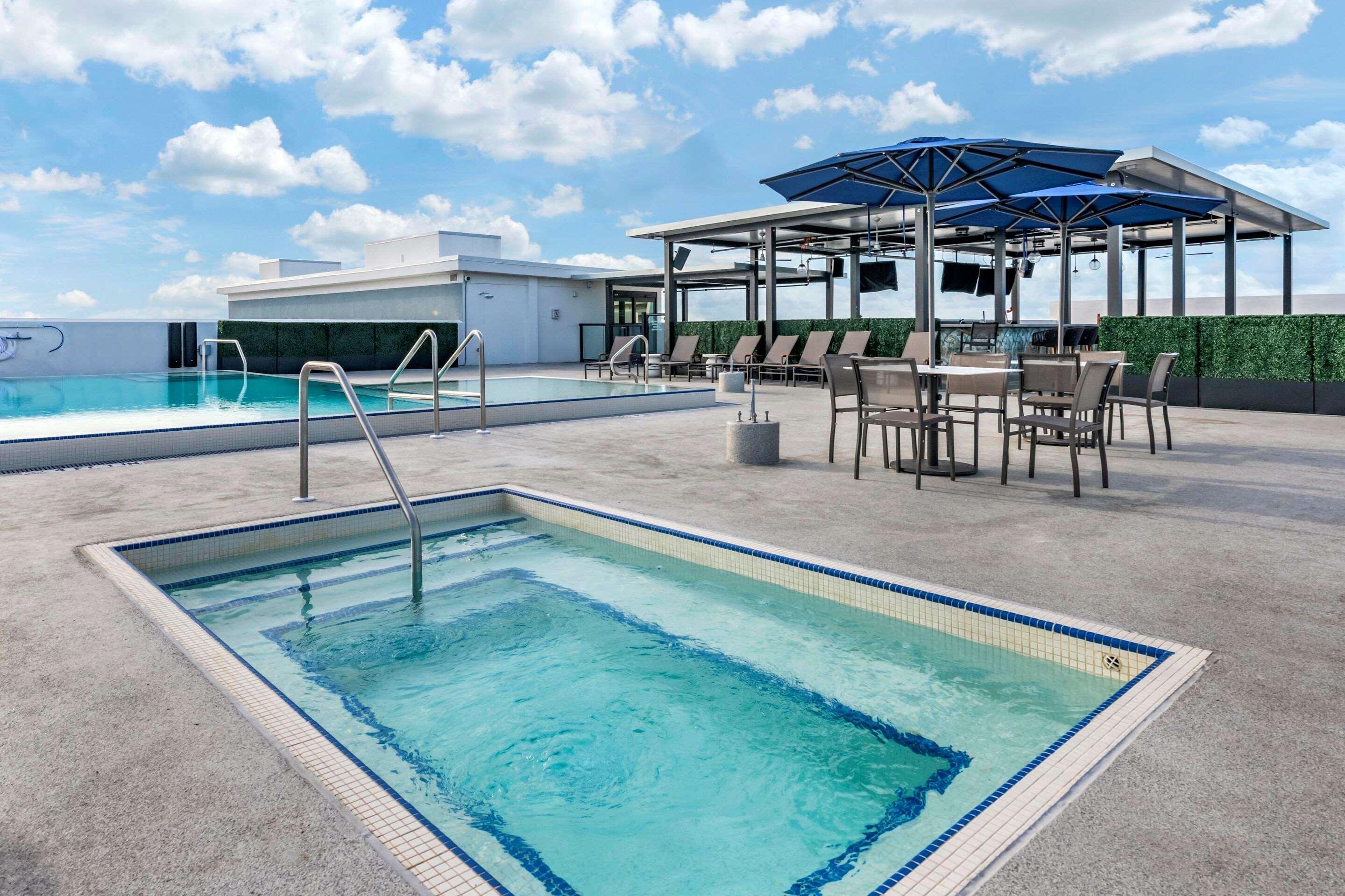 Cambria Hotel St Petersburg-Madeira Beach Marina St. Pete Beach Eksteriør bilde