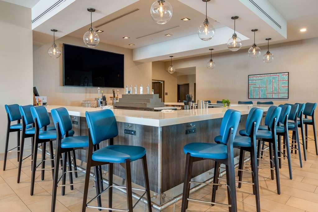 Cambria Hotel St Petersburg-Madeira Beach Marina St. Pete Beach Restaurant bilde